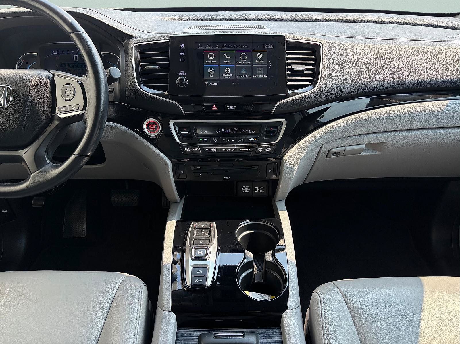 Certified 2022 Honda Pilot Touring image 41