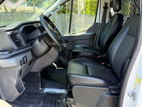 Used 2023 Ford Transit 250 Low Roof w/ Exterior Upgrade Package RWD image 14