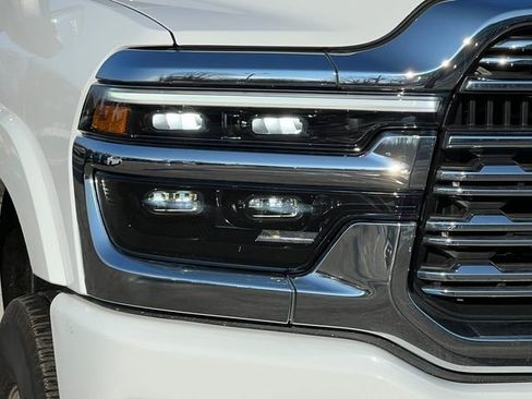 Used 2025 RAM 3500 Longhorn image 59