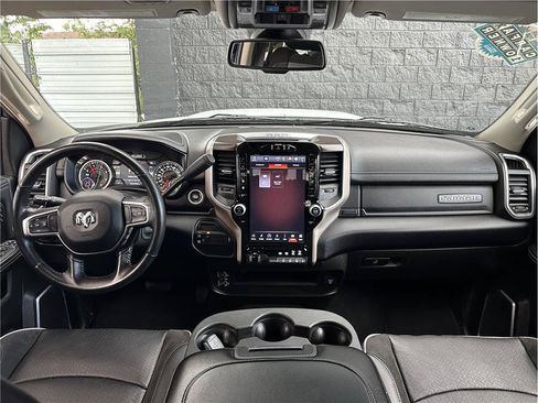 Used 2024 RAM 2500 Laramie AWD/4WD image 19
