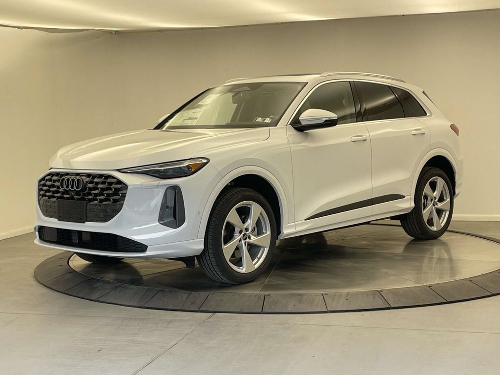 New 2026 Audi Q5 Premium Plus AWD/4WD image 1