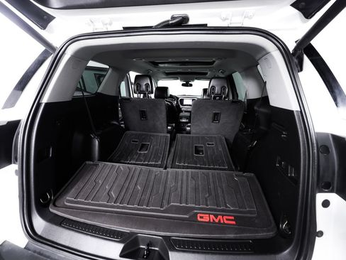 Used 2019 GMC Acadia SLT w/ Black Edition AWD/4WD image 16