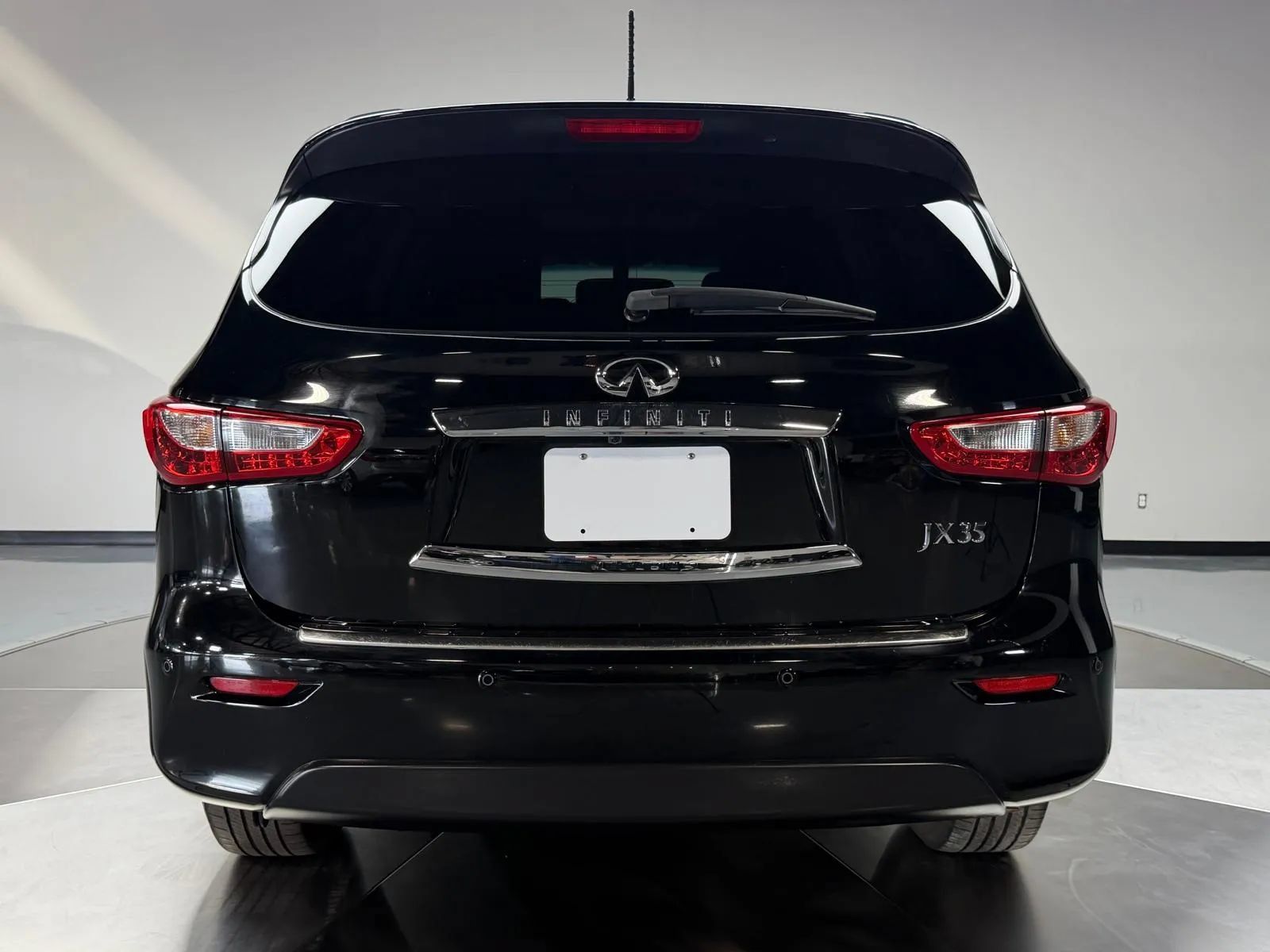 Used 2013 INFINITI JX35 FWD w/ Premium Pkg image 5