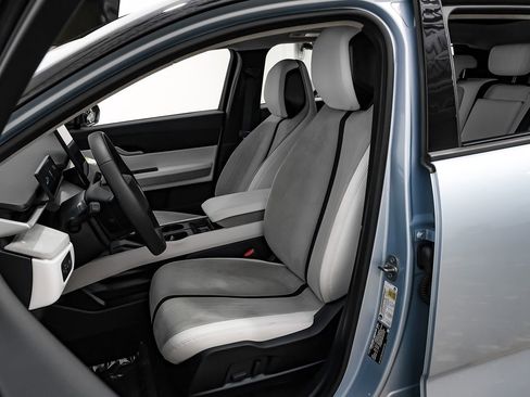 Used 2023 Fisker Ocean Extreme image 33