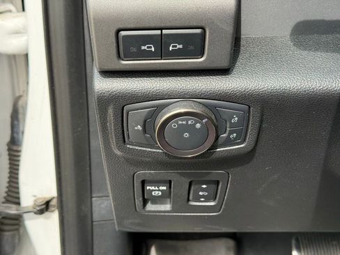 Used 2019 Ford F150 Raptor w/ Equipment Group 802A Luxury AWD/4WD image 19