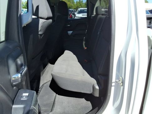 Used 2019 Chevrolet Silverado 1500 LT AWD/4WD image 17