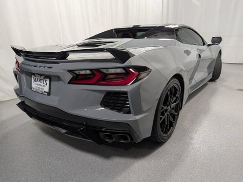Used 2024 Chevrolet Corvette Stingray Premium Conv w/ Z51 Performance Package RWD image 3