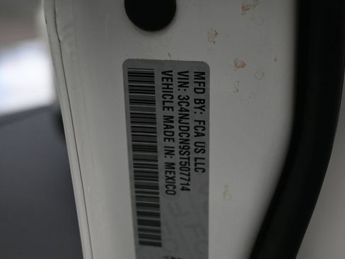 Used 2025 Jeep Compass Limited AWD/4WD image 17