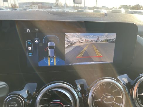 Certified 2025 Mercedes-Benz GLA 250 image 25