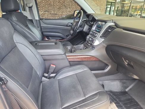 Used 2019 GMC Yukon SLT w/ Open Road Package AWD/4WD image 12