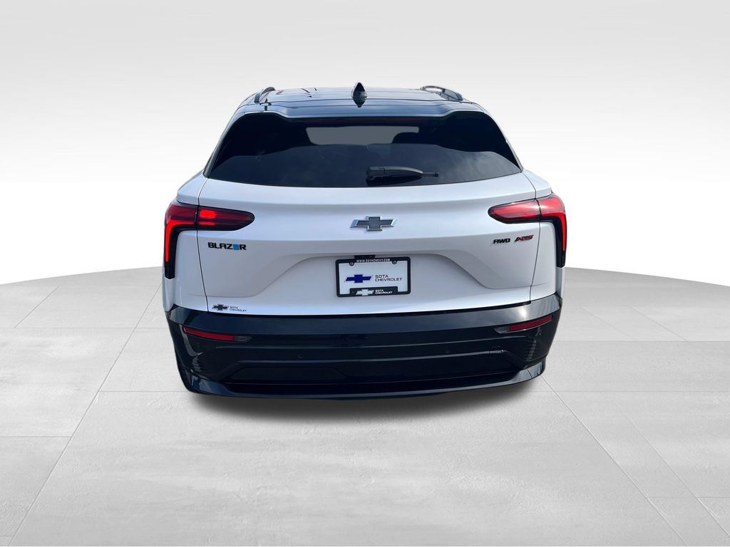 New 2025 Chevrolet Blazer EV RS w/ Super Cruise Package AWD/4WD image 4