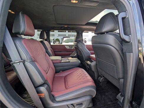 Used 2025 INFINITI QX80 Autograph image 13