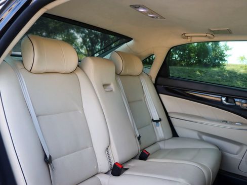 Used 2016 Hyundai Equus Ultimate RWD image 19
