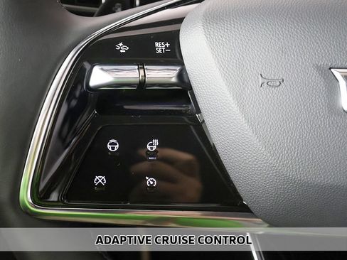 Used 2026 Cadillac Optiq Sport 1 w/ LPO, Floor Liner Package AWD/4WD image 6