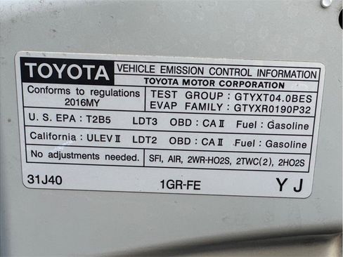 Used 2016 Toyota 4Runner Limited AWD/4WD image 30