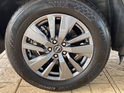 Certified 2025 Nissan Pathfinder SV AWD/4WD image 11