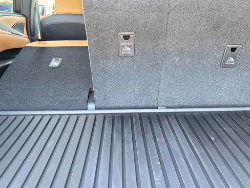 Certified 2025 Lexus RX 350 Premium image 32