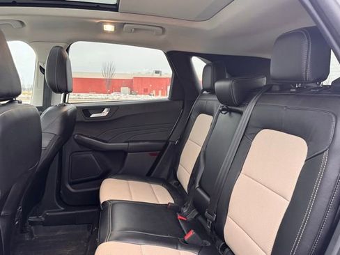 Used 2022 Ford Escape Titanium w/ Titanium Elite Package image 28