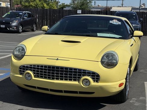 Used 2002 Ford Thunderbird RWD image 17