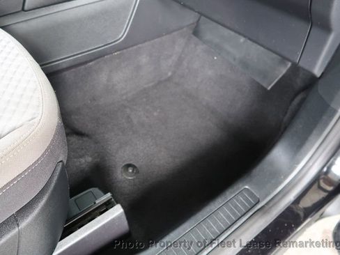 Used 2021 Ford Escape SE image 24