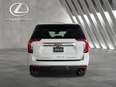 Used 2023 GMC Yukon Denali AWD/4WD image 27