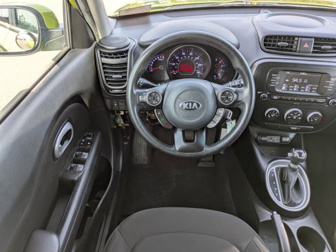 Certified 2017 Kia Soul image 15