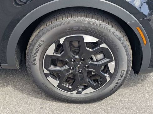 Used 2025 Kia Sorento S w/ Panoramic Sunroof Package image 11