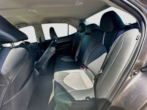 Used 2021 Toyota Camry SE FWD image 26