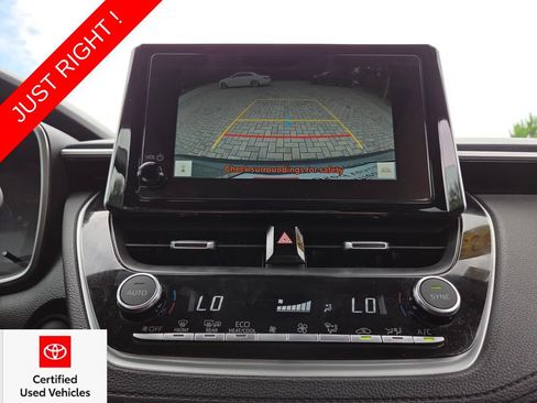 Certified 2025 Toyota Corolla Cross XLE w/ Convenience Package FWD image 33