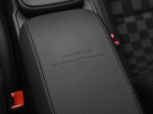 Certified 2026 Porsche 911 Carrera 4 GTS AWD/4WD image 32