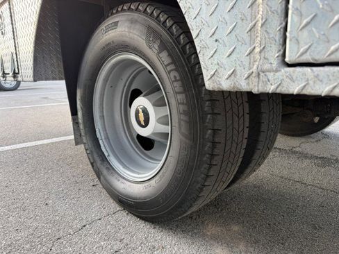 Used 2015 Chevrolet Silverado 3500 W/T w/ WT Convenience Package image 13