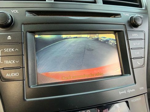 Used 2012 Toyota Prius V Three image 18