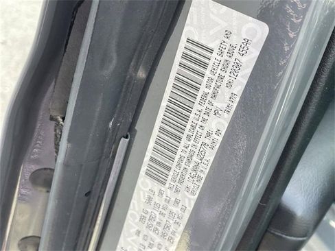 Used 2020 Jeep Wrangler Sport image 32