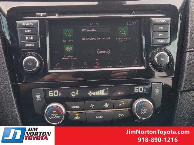 Used 2019 Nissan Rogue SV w/ Sun & Sound Touring Package FWD image 18