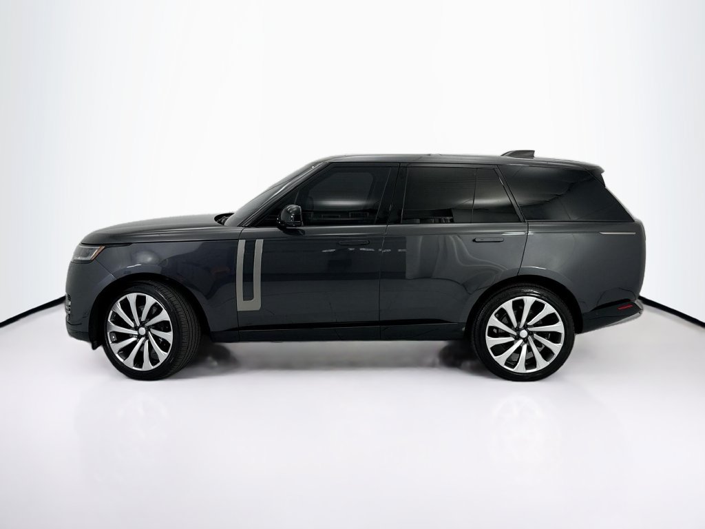 Certified 2023 Land Rover Range Rover SE AWD/4WD image 8