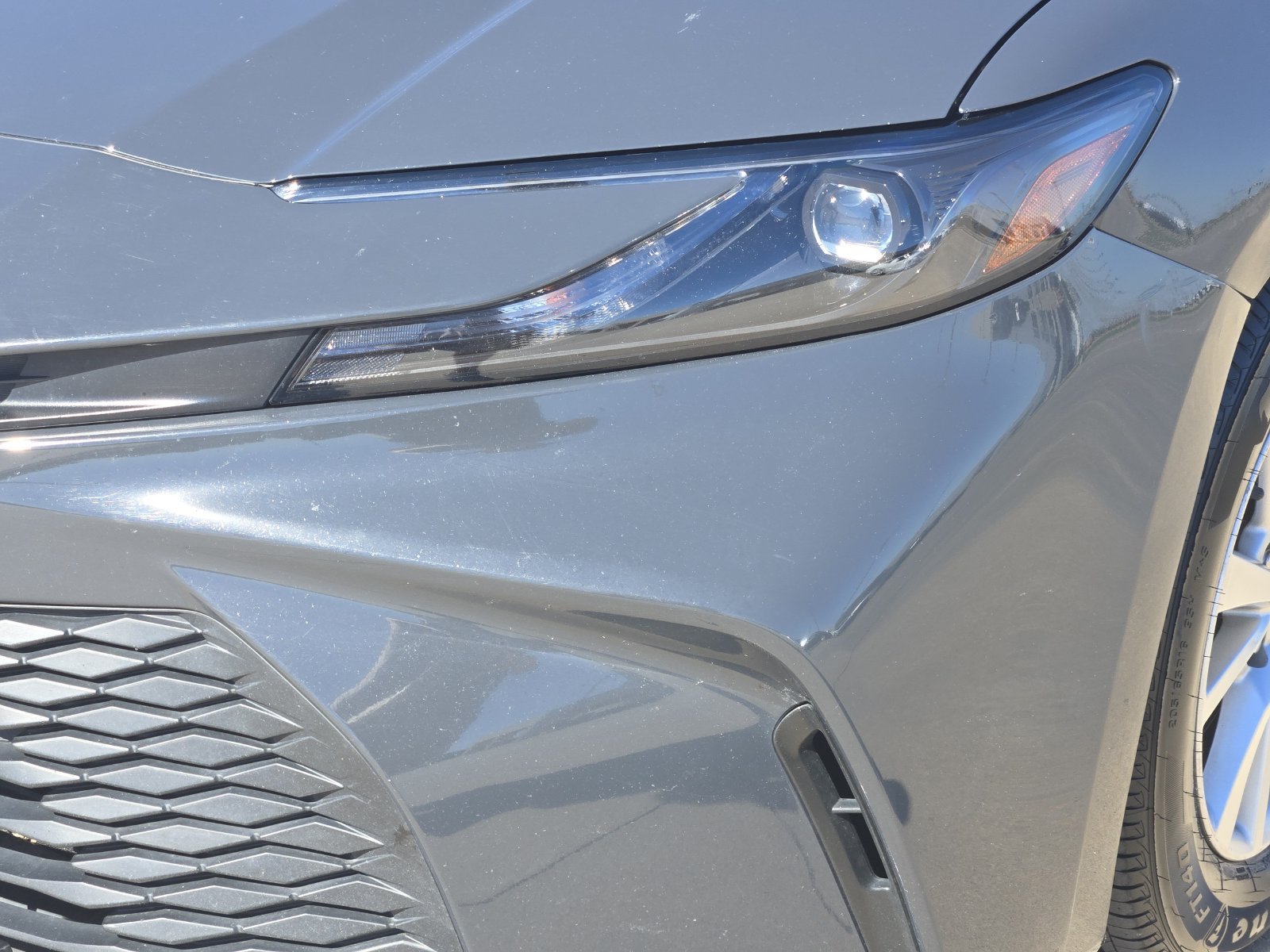 Used 2025 Toyota Camry LE FWD image 11