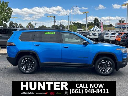 New 2026 Jeep Cherokee Laredo image 9