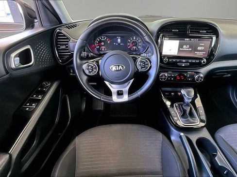 Used 2021 Kia Soul EX FWD image 8