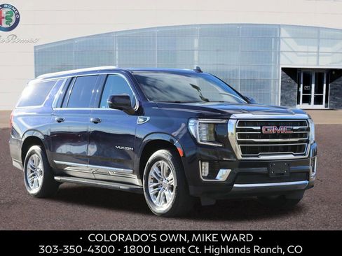 Used 2021 GMC Yukon XL SLT w/ SLT Premium Package image 8