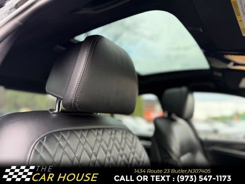 Used 2017 BMW 540i xDrive image 24