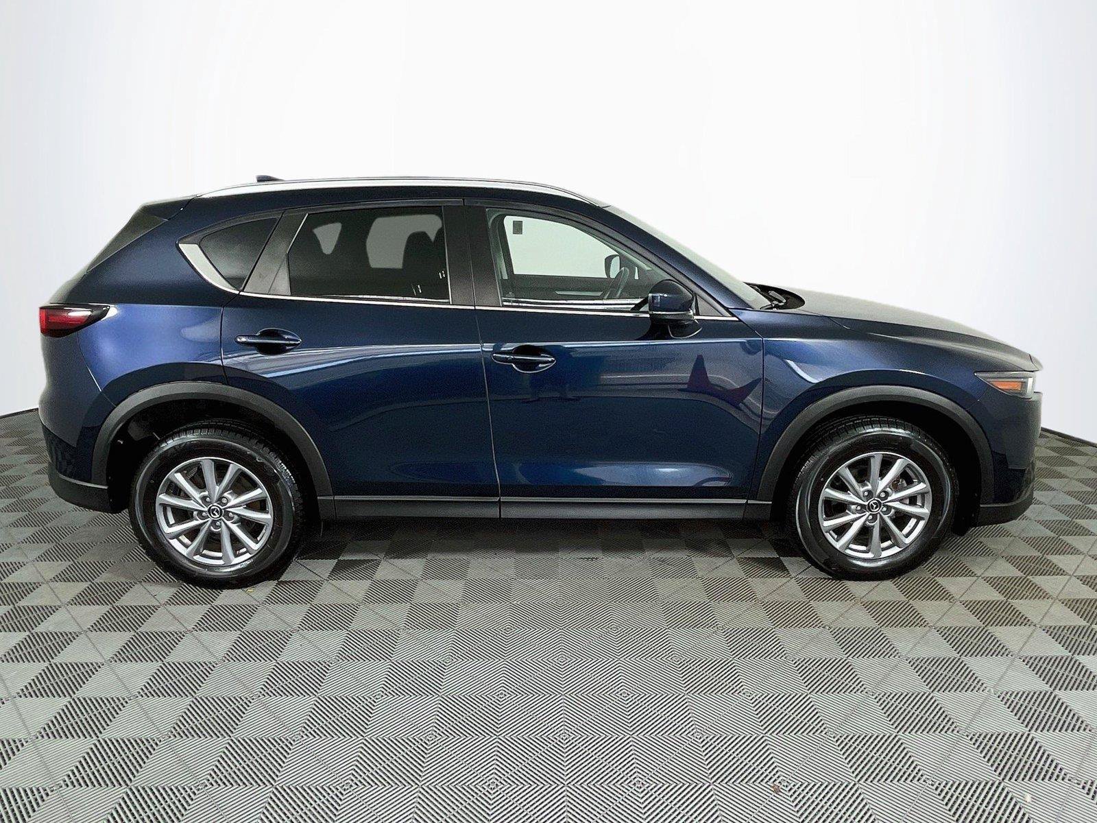 Used 2023 MAZDA CX-5 AWD 2.5 S w/ Select Package image 10
