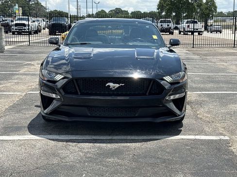 Used 2021 Ford Mustang GT Premium w/ Equipment Group 401A RWD image 2