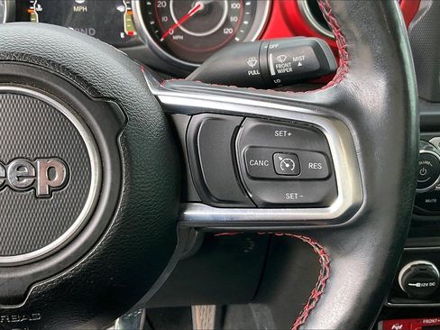 Certified 2020 Jeep Gladiator Rubicon w/ Dual Top Group image 31