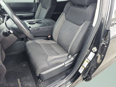 Used 2015 Toyota Tundra SR5 w/ TRD Off Road Package AWD/4WD image 6