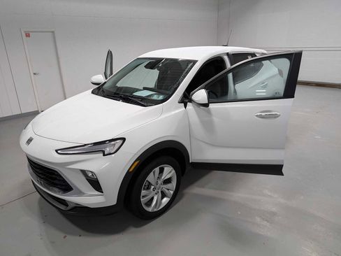 Used 2024 Buick Encore GX Preferred image 16