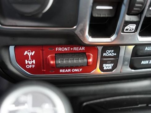 Certified 2025 Jeep Wrangler Unlimited Rubicon 4xe w/ Safety Group image 28