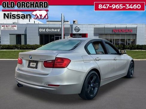 Used 2013 BMW 328i xDrive Sedan AWD/4WD image 4