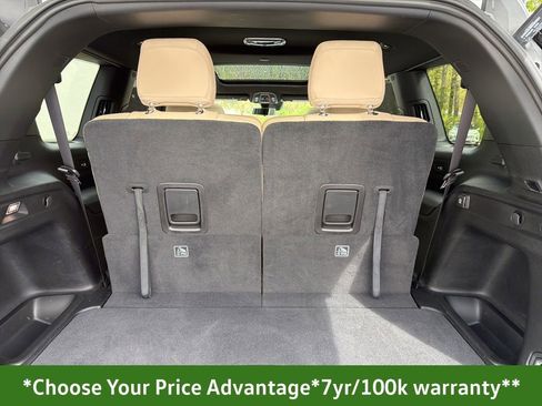 Certified 2025 Jeep Grand Cherokee L Limited w/ Luxury Tech Group II image 15