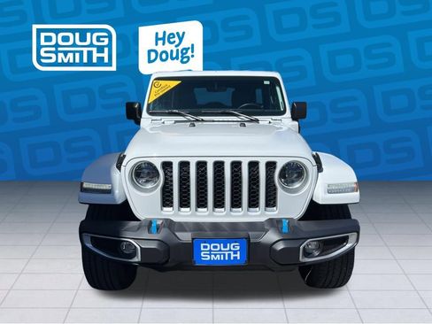 Certified 2023 Jeep Wrangler Unlimited Sahara w/ Cold Weather Group AWD/4WD image 8