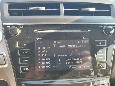 Used 2015 Toyota Prius V Three image 22